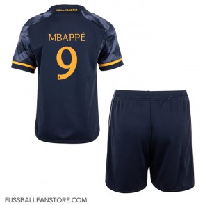 Real Madrid Kylian Mbappe #9 Replik Auswärtstrikot Kinder 2023-24 Kurzarm (+ Kurze Hosen)